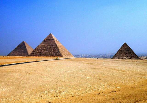 les pyramides de Gizeh